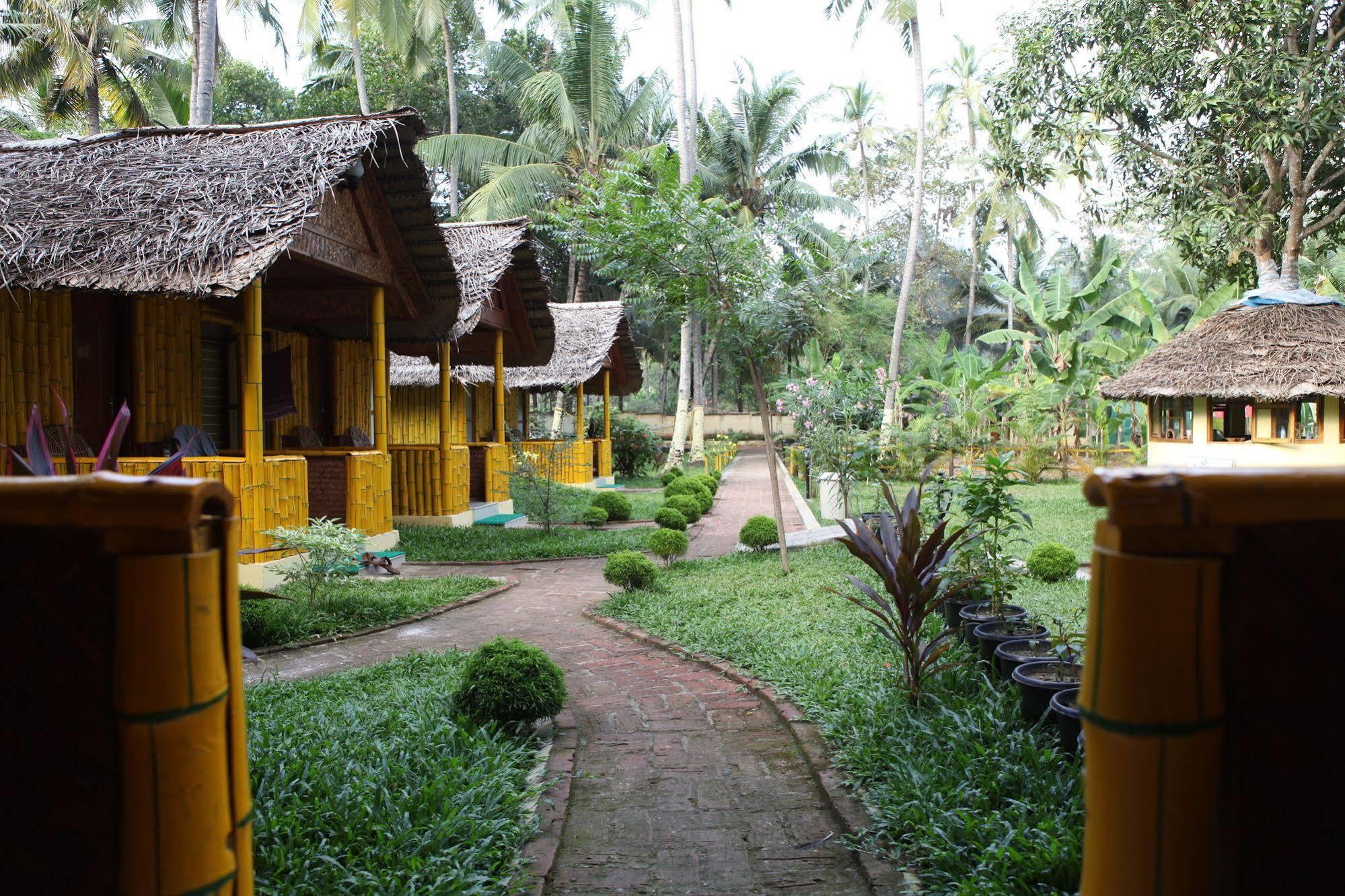 Savithri Inn Bamboo Cottages & Resorts Varkala Exteriér fotografie